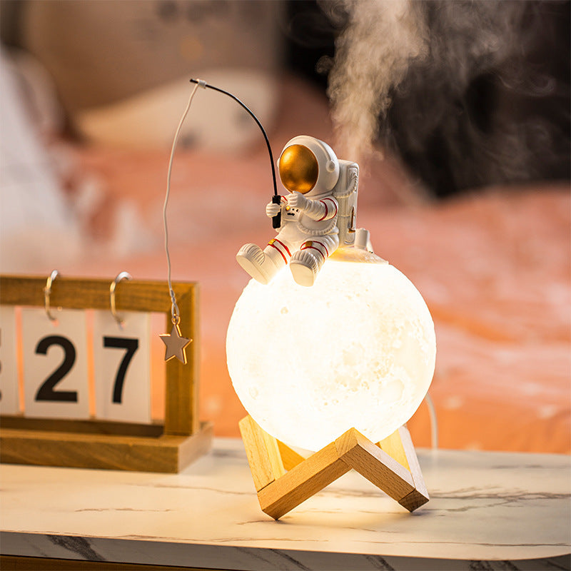 Astronaut Figurine with Night Light & Humidifier